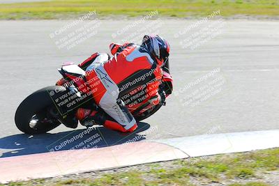 media/Jan-20-2023-Fastrack Riders (Fri) [[f2ad32aba3]]/Level 3/session 3 turn 9/